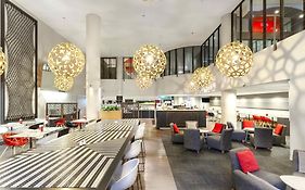 Ibis Melbourne Hotel And Apartments